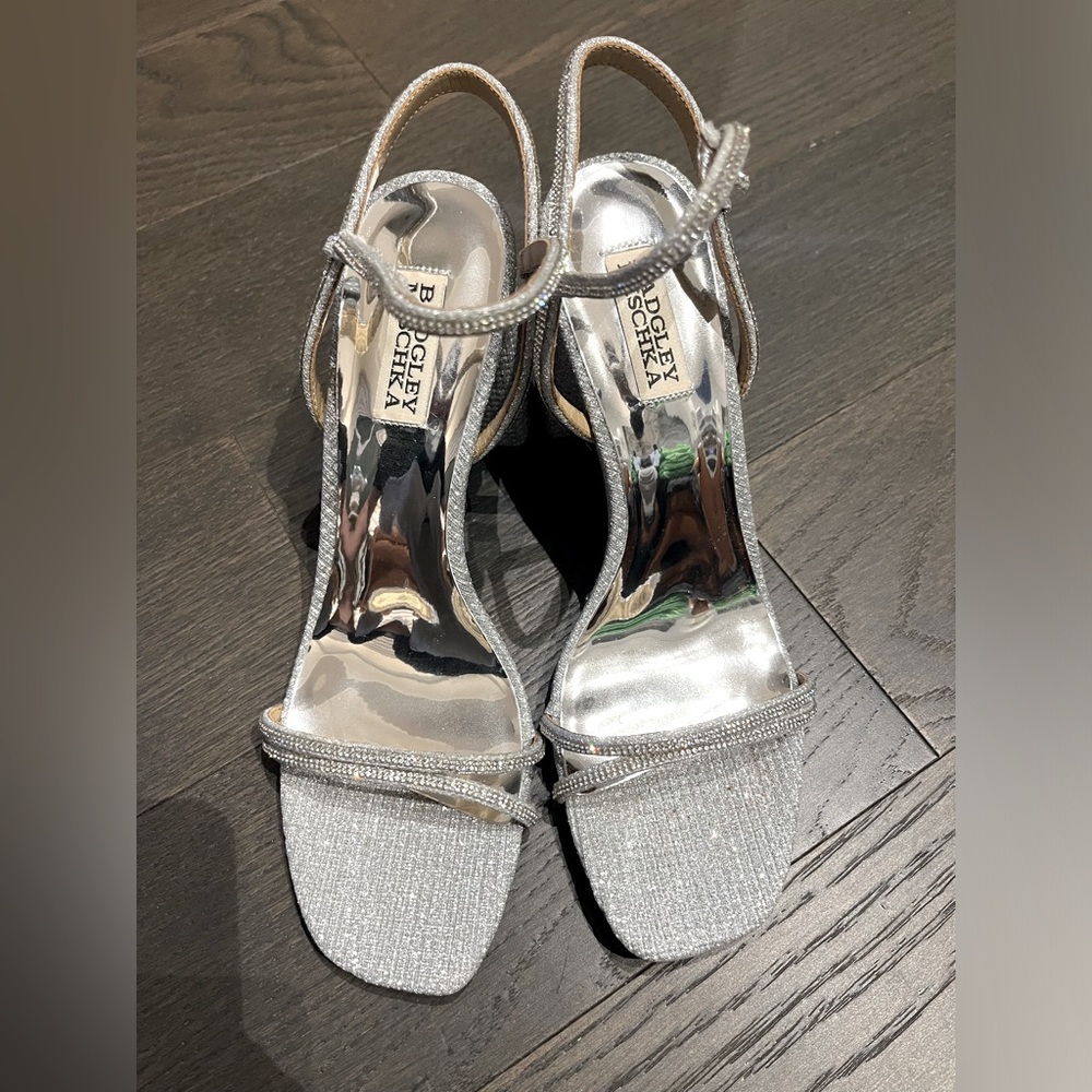 Brand new Badgley Mischka heels